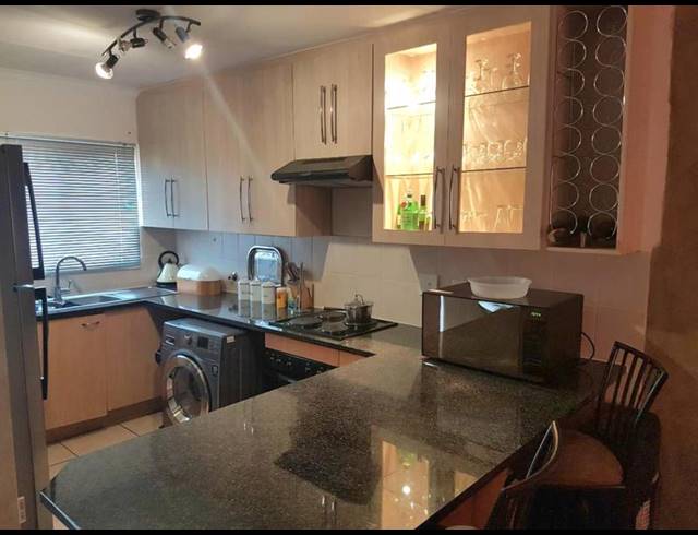 2 BEDROOM TOWNHOUSE FOR SALE IN AMBERFIELD